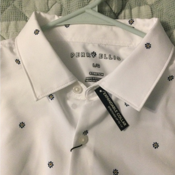 NWT Perry Ellis Button Down - Large - Picture 3 of 6